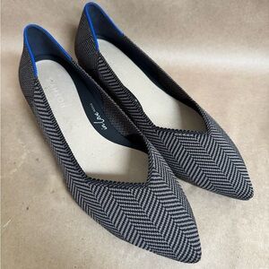 Rothy’s The High Point Pumps (1.25” heel) in Sparrow Herringbone. Size 10.5